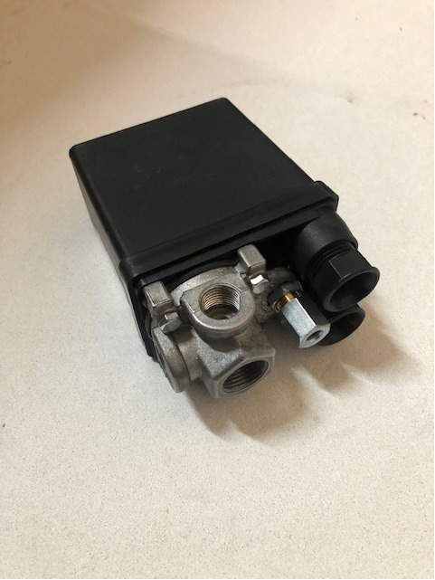 Pressostat 240V Mono-12b CONDOR MDR2(4voies) pour