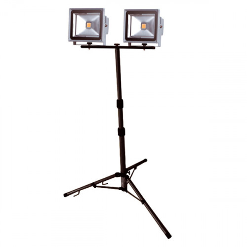 Projecteur trepied 2x30W LED(IP65/hauteur maxi1,66