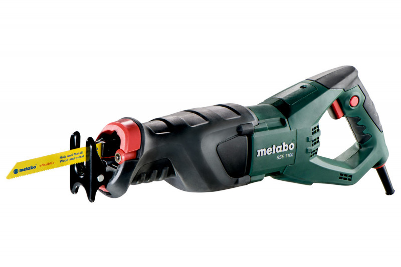 Scie sabre 1100W SSE1100
