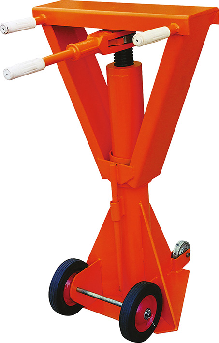 Vérin stabilisateur 45000 kg plaque d'appuie 153 x